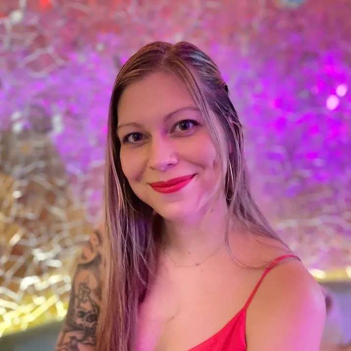 Virginia Valenzuela, a writer at NFT.com.